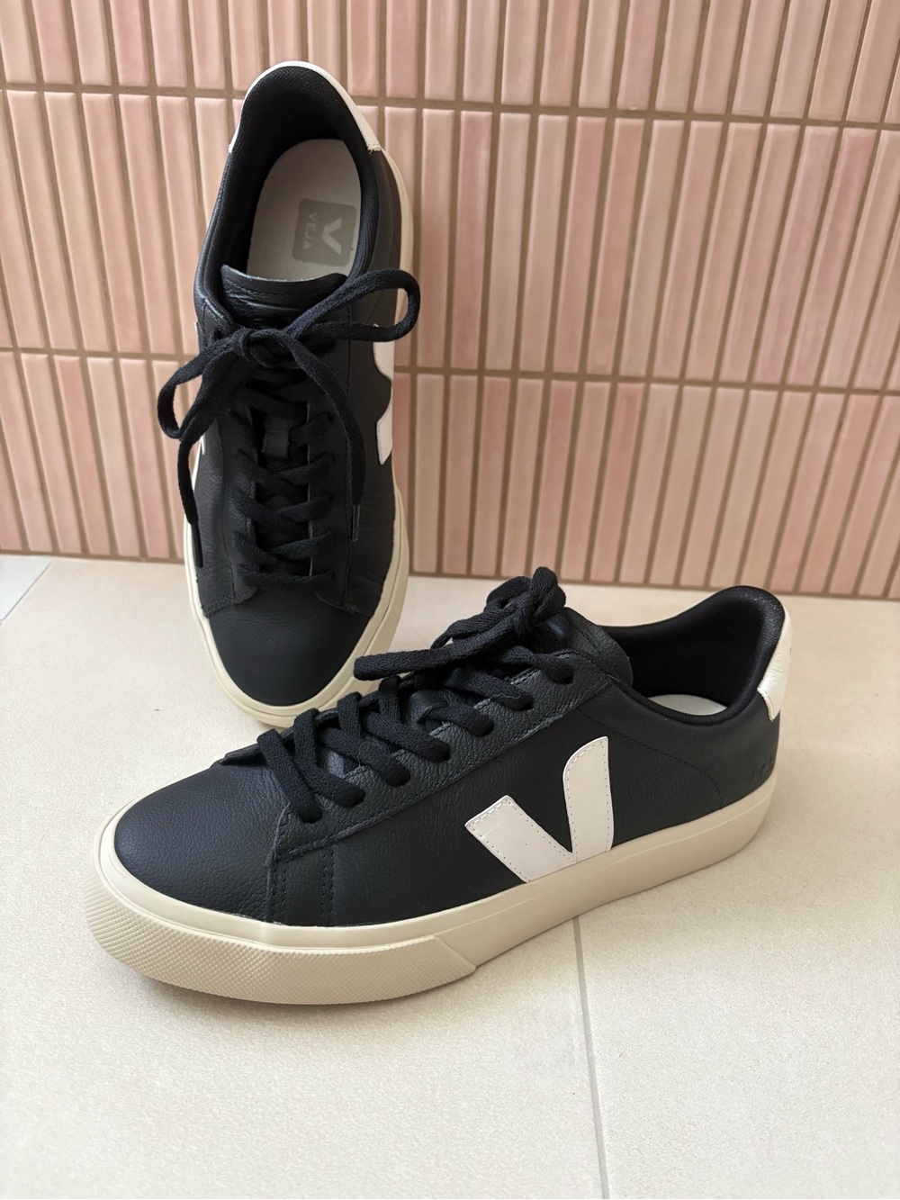 Veja Campo Shoes Womens Size 9 Black Leather Low Top Sneakers Casual Comfort